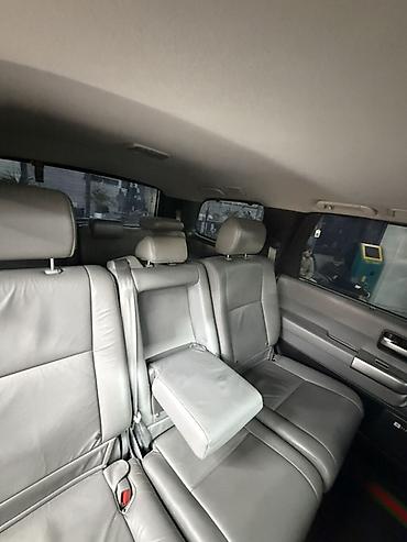 lexus 2023: Toyota Sequoia: 2017 г., 5.7 л, Автомат, Бензин, Внедорожник — 7