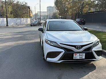225 75 16: Toyota Camry: 2020 г., 2.5 л, Автомат, Бензин, Седан — 1