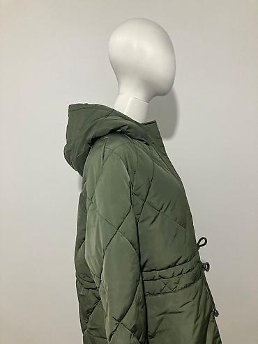 Пуховики и зимние куртки: Пуховик, По колено, США, С капюшоном, С поясом, Стеганый, L — 4