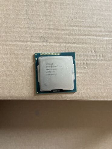 Процессоры: Процессор Intel Core i7 3770, 3-4 ГГц
