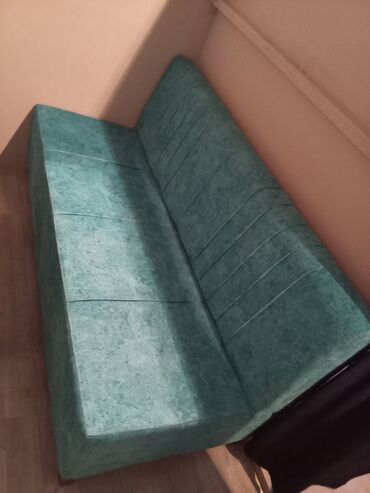 Masa və oturacaq dəstləri: PlayStation oyun guşəsi – tam set Tərkib: - Divara quraşdırılmış düz — 4