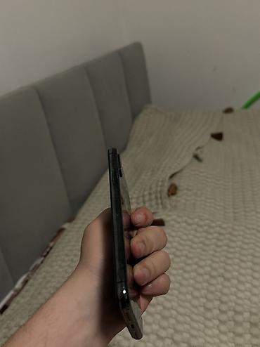 Apple iPhone: IPhone X, Б/у, 64 ГБ, Jet Black, Чехол, 100 % — 5