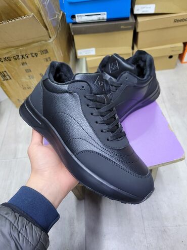 лоро пиано обувь женская летняя: Мужские утеплённые кроссовки Loro Piana Размер: от 40 до 44 - Материал