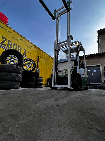 Погрузчики: Погрузчик, 2009 г. — 3