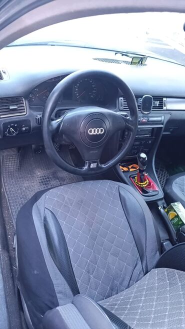 телефон флай с кнопкой сос: Audi A6: 1999 г., 2.4 л, Механика, Бензин, Седан