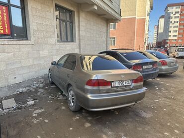 Honda: Honda Civic: 2000 г., 1.5 л, Автомат, Бензин, Седан