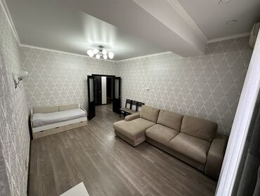 рабочий гарадок квартира: 1 комната, 52 м², 4 этаж, Евроремонт