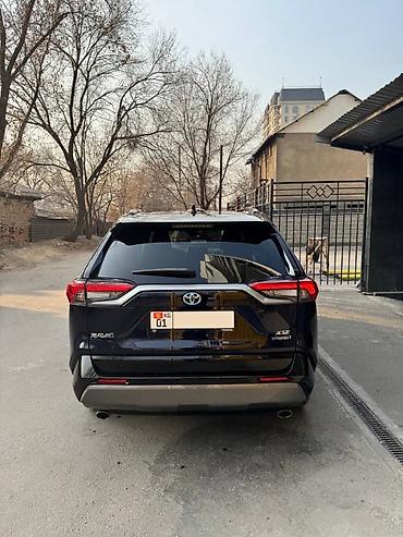 Toyota: Toyota RAV4: 2019 г., 2.5 л, Автомат, Гибрид — 6