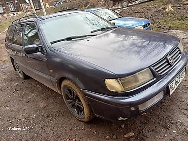 Volkswagen: Volkswagen Passat Variant: 1995 г., 1.8 л, Механика, Бензин, Универсал — 2