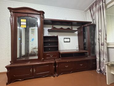 швейлер бу: Продаю самовывоз 
Цена договорная 
Пианино и стенка 

Район 8 мкр