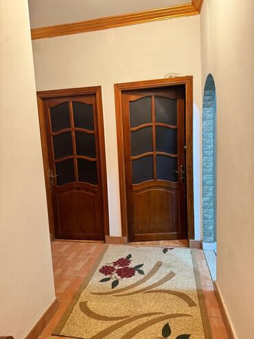 Uzunmüddətli kirayə mənzillər: 8 noyabr metrosu papanin körpüsünün yaxınlığında yeni tikili binanın — 1