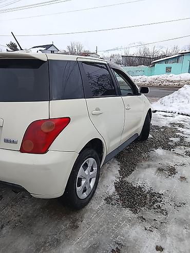 e60 m5: Toyota Ist: 2005 г., 1.3 л, Автомат, Бензин, Хэтчбэк — 3