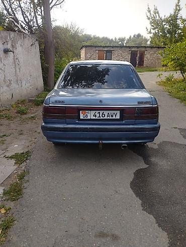 Транспорт: Mazda 626: 1988 г., 2 л, Седан — 4
