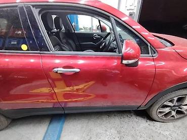 capriolo 50: Fiat 500x Cross prednja desna vrata kod boje 831. Fiat 500x Cross — 1
