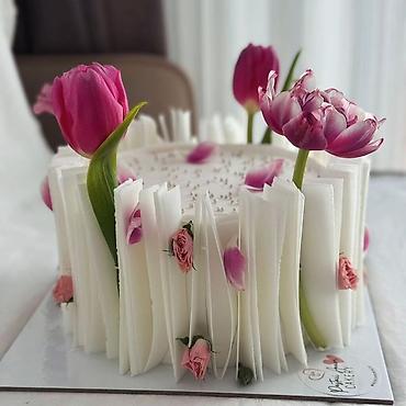 Съедобные букеты: ✨ ТРЕНДОВЫЕ ТОРТЫ, КОТОРЫЕ ХОЧЕТСЯ ФОТОГРАФИРОВАТЬ ✨ Сейчас торт — это — 3