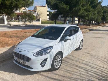 Sale cars: Ford Fiesta: 1 l. | 2018 έ. | 118928 km. Χάτσμπακ