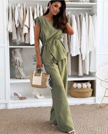 crveni komplet pantalone i sako: One size, Single-colored
