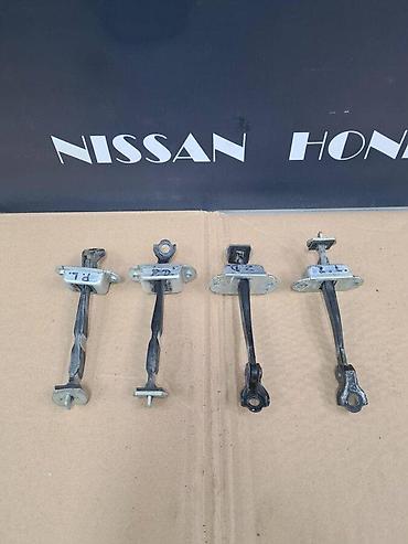 kvake: GRANICNIK VRATA ZA NISSAN X-TRAIL OD 2007. DO 2013. GOD — 1