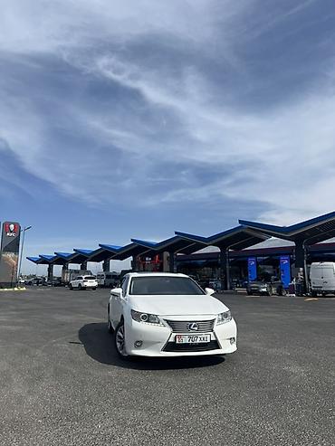 Lexus: Lexus ES: 2015 г., 2.5 л, Вариатор, Гибрид, Седан at lalafo.kg — 13 Lexus: Lexus ES: 2015 г., 2.5 л, Вариатор, Гибрид, Седан — 13