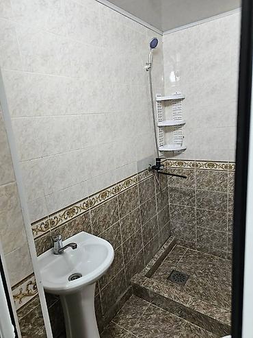 Продажа полдома: 📍ул. Фучика 🔘4-комнаты 🔘51,8м² Продается полдома. Участок ровный — 17