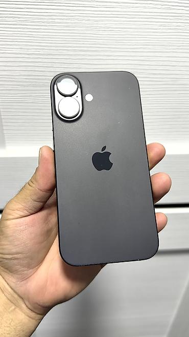Apple iPhone: IPhone 16, Б/у, 128 ГБ, 93 % — 2