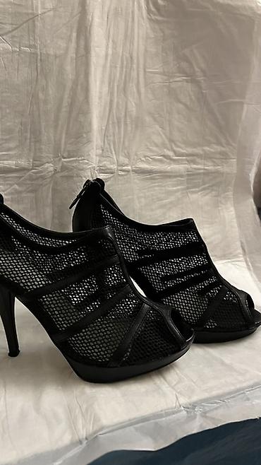 Босоножки, сандалии, шлепанцы: Босоножки CARNABY London Power - Цвет: черный - Материал верха — 1