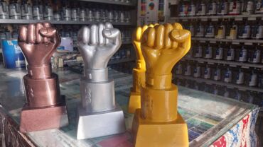 Tulumlar: Salam. hediyyede etmək olar, ofislerede yararlidi, gipsden oldugu ucun