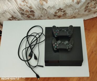 vector robot qiymeti: PlayStation 4 (PS4) oyun konsolu dəsti Komplekt: - PS4 konsolu (üst lalafo.az -da vector robot qiymeti: PlayStation 4 (PS4) oyun konsolu dəsti Komplekt: - PS4 konsolu (üst