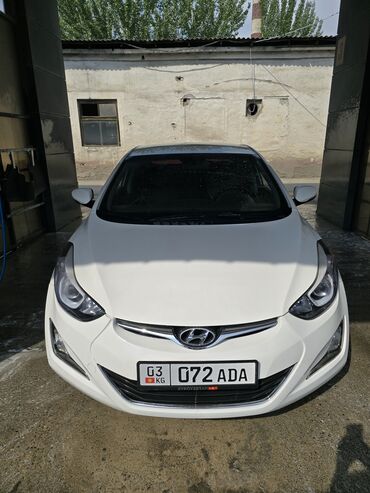 купить запчасти на опель вектра б: Автомобиль Hyundai Elantra белого цвета. Этот седан отличается