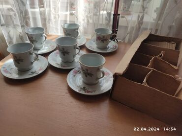 турецкий чайный набор: Чайный набор на шесть персон- 500 сом, новый