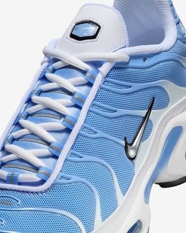 Women's Sneakers and athletic shoes: Nike, 40 — 3