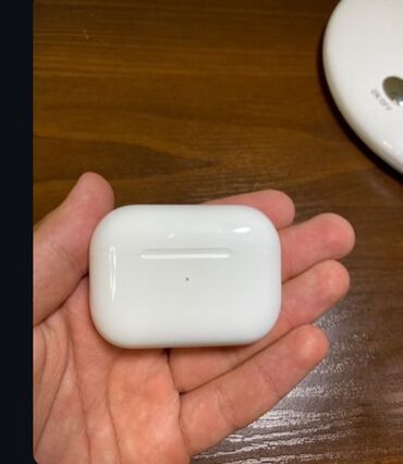 Другие аксессуары для мобильных телефонов: Airpods 2pro Люкс качество Шумопадовление работает Зарядки хватает at lalafo.kg Другие аксессуары для мобильных телефонов: Airpods 2pro Люкс качество Шумопадовление работает Зарядки хватает