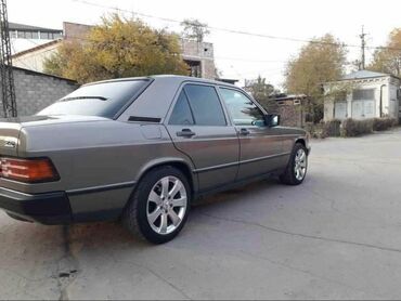 Mercedes-Benz: Mercedes-Benz 190: 1988 г., 2.6 л, Механика, Бензин, Седан — 9