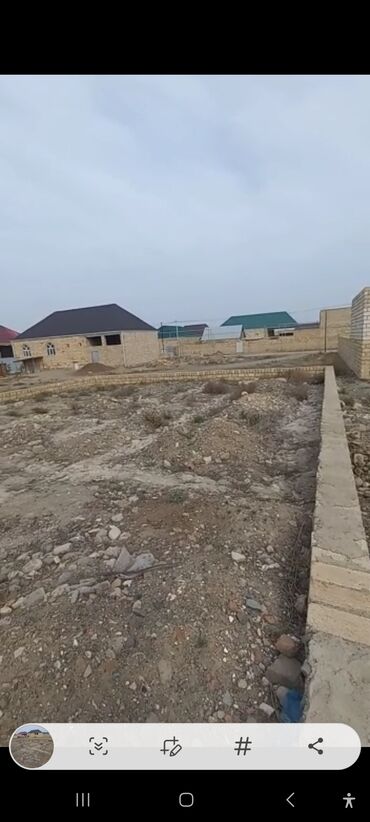 gence prospekti kohne bina evleri: Binesi tokülüb