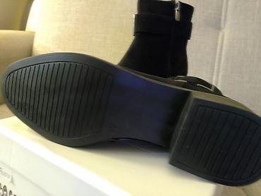 uggs beograd: Cipele,crne,sa dekorativnom snalom.Sasvim nove,velicina 39.Kopcanje — 7
