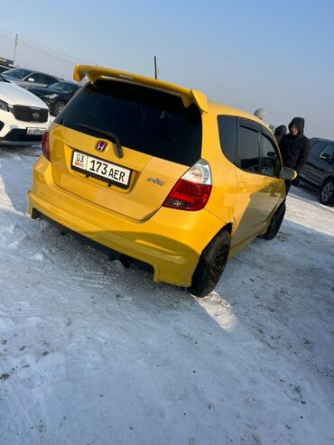 хонда фит рф: Honda Fit: 2005 г., 1.3 л, Вариатор, Бензин