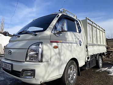 Hyundai: Hyundai Porter: 2017 г., 2.5 л, Механика, Дизель, Универсал — 9