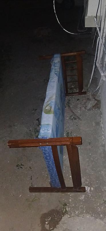 Çarpayılar: Taxta tək nəfərlik çarpayı və döşək - Material: taxta karkas, başlıq — 3