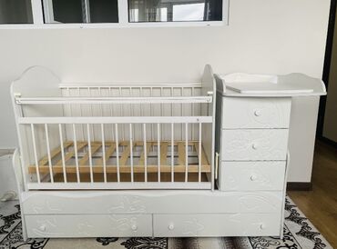 Детские кровати: Продаётся многофункциональная детская мебель. Детский кровать, сверху