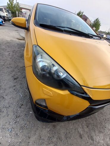 Faralar: Sağ, Toyota, 2015 il, Orijinal, İşlənmiş