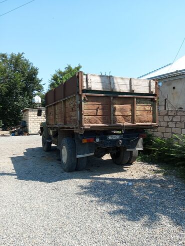 uaz qaz 69 satilir: Maşın saz vəzyətdədi turbo dizel MTZ80 MATORU sənədləri qaydasındadı