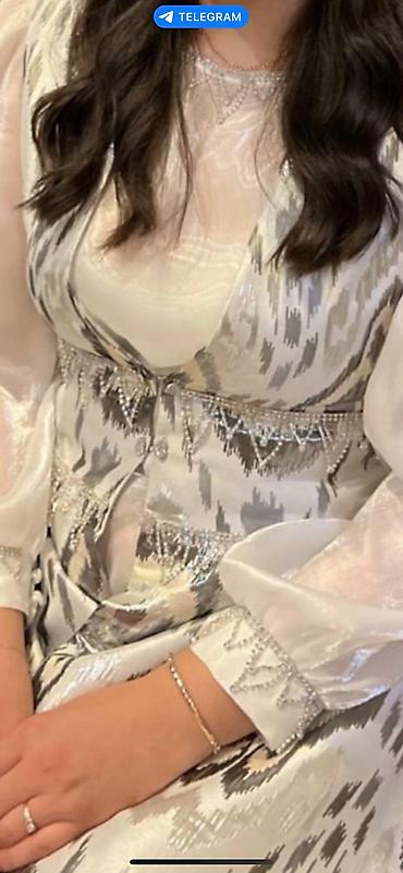 Үлпөт көйнөктөрү жана аксессуарлар: Кече көйнөгү, Узун модель, Барча, Жеңдери менен, Страздар, XL — 2