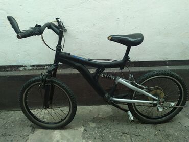 товары для велосипеда: Продаётся горный, двух подвесной велосипед "WIND BLASTER". + ПОДАРОК