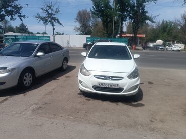 Hyundai: Hyundai Solaris: 2012 г., 1.6 л, Автомат, Газ, Седан