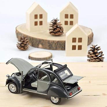 gargamel i strumfeta: 🚗 Citroën 2CV Charleston 1983 – Cormoran Grey & Nocturne Grey – — 1
