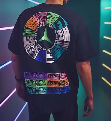 Kişi geyimləri: Unisex Lights On T‑shirt Black – ADIDAS ORIGINAL Official Mercedes-AMG — 1