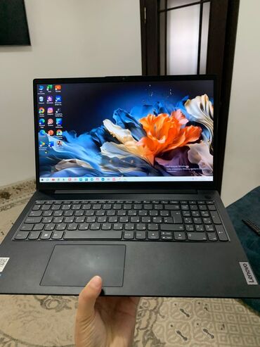 Ноутбуки: Ноутбук, Lenovo, 8 ГБ ОЗУ, Intel Celeron, 15.6 ", Б/у, Для работы, учебы, память SSD