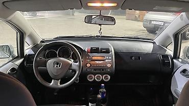 magi: Honda Fit: 2007 г., 1.3 л, Механика, Бензин, Хэтчбэк — 9