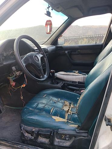 Транспорт: BMW 5 series: 1990 г., 2 л, Механика, Бензин, Седан — 3