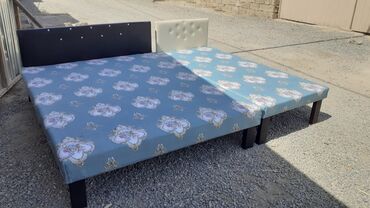 Çarpayılar: Kravat Təzə hazırları var Çatdırılma münasib qiymətə Bir nəfərlik — 8